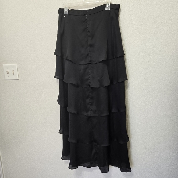 Xscape Maxi Black Scallop Skirt Size 12 - Picture 4 of 9